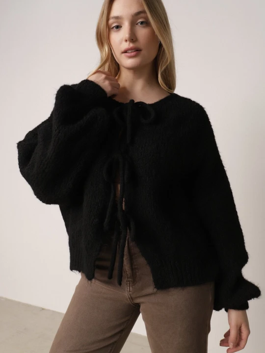 Zdjęcie produktu Czarny Kardigan Oversize z Wełną Zdobiony Kokardkami Eleathalie Jumelle