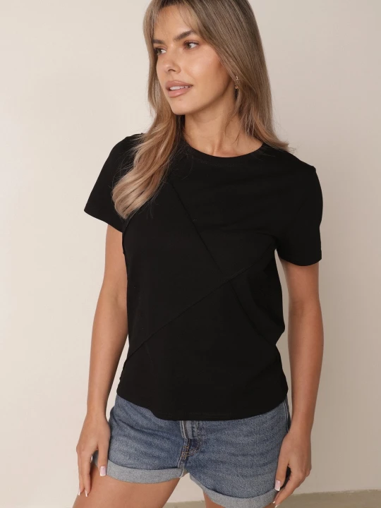 Zdjęcie produktu Czarny Klasyczny T-shirt z Bawełny Zdobiony Przeszyciami w Romby Onissa Rosse Line