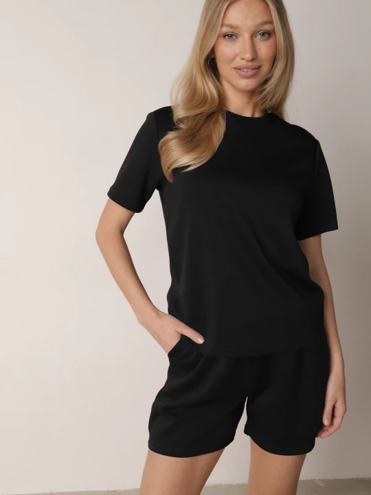 Zdjęcie produktu Czarny Letni Komplet z Bawełny i Wiskozy T-shirt i Szorty Celinai Yu & Me