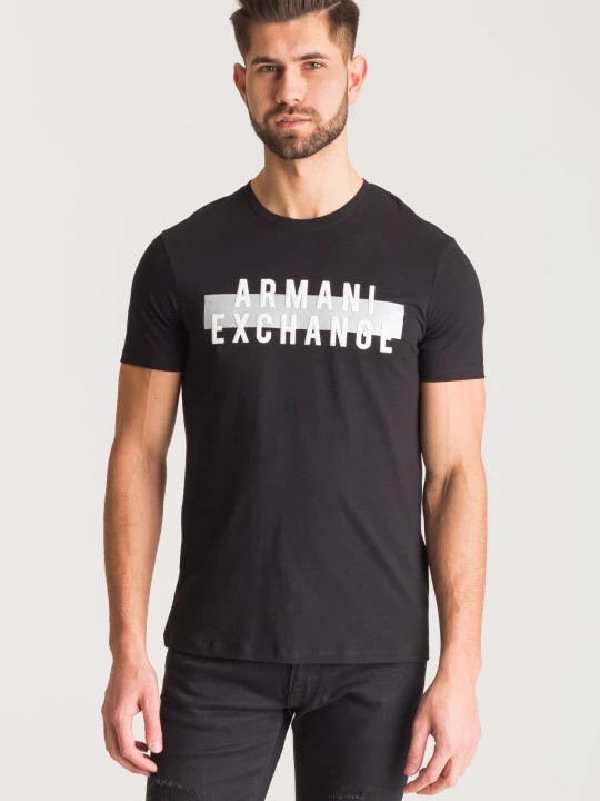 Zdjęcie produktu Czarny t-shirt Armani Exchange z nadrukiem