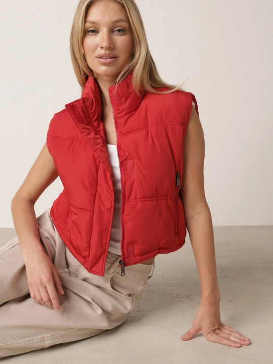 Zdjęcie produktu Czerwona Krótka Kamizelka Pikowana Typu Puffer Niraemius J.style