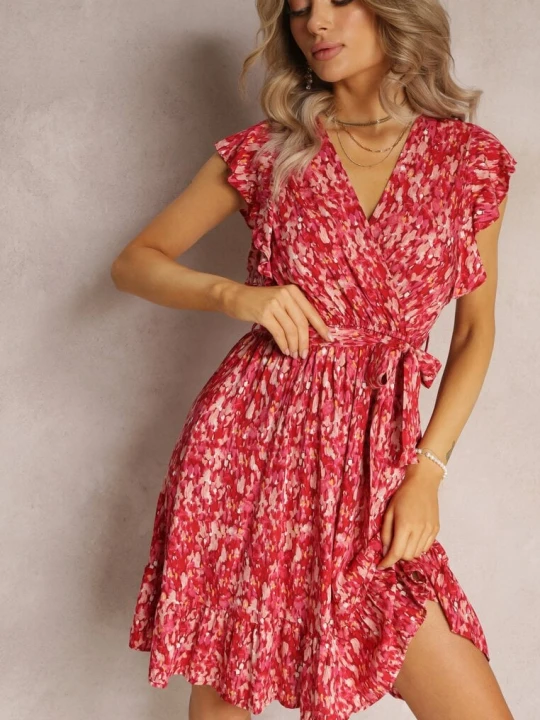 Zdjęcie produktu Czerwona Rozkloszowana Midi Sukienka w Kwiaty z Wiskozy Ściągana w Talii Gumką Anicolas Rosa
