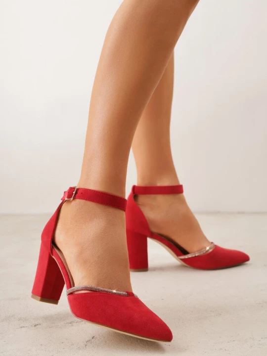 Zdjęcie produktu Czerwone Eleganckie Czółenka Vices ze Skórzaną Wkładką i Cyrkoniami Sarirra