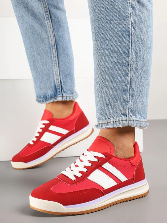 Zdjęcie produktu Czerwone Sneakersy w Stylu Kultowych Tenisówek z Przeszyciami Lelluria Seastar