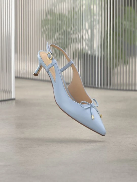 Zdjęcie produktu Czółenka Clarks jasnoniebieski