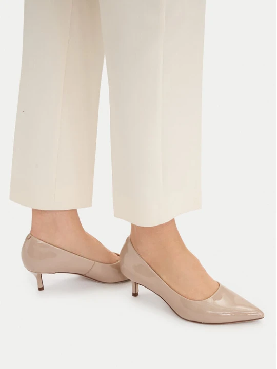 Zdjęcie produktu Czółenka Clarks Zarey Court 26183154 Beżowy