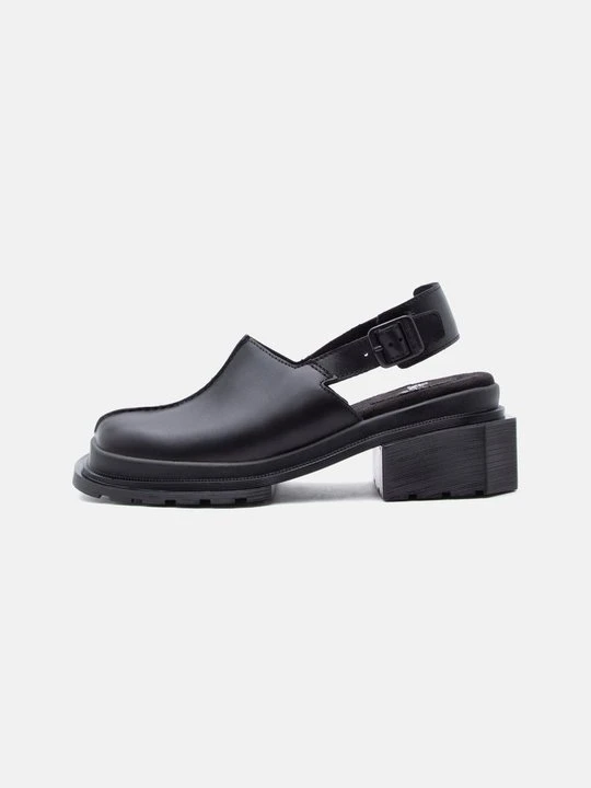 Zdjęcie produktu Czółenka na platformie Dr. Martens czarny