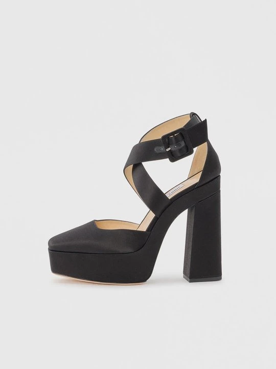 Zdjęcie produktu Czółenka na platformie Jimmy Choo czarny