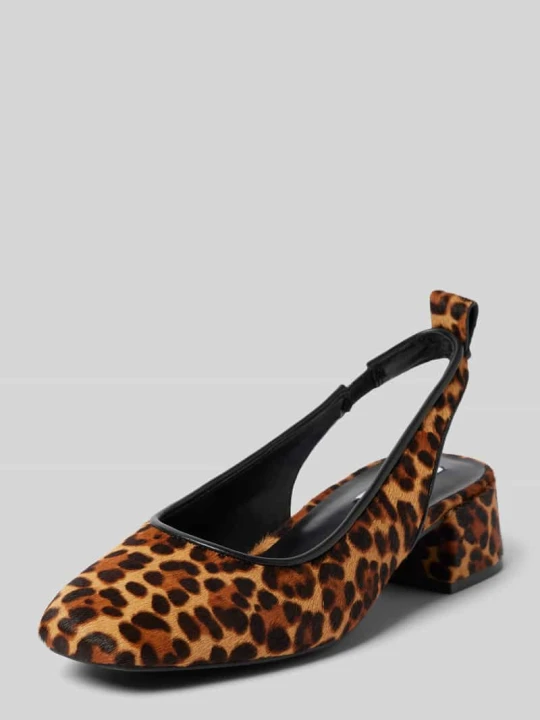 Zdjęcie produktu Czółenka na słupku model ‘SMITTEN’ Steve Madden Koniakowy