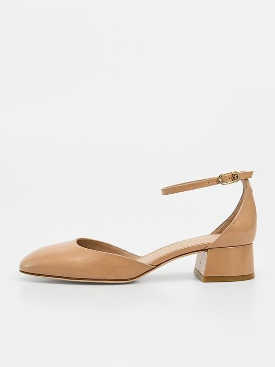 Zdjęcie produktu Czółenka Stuart Weitzman