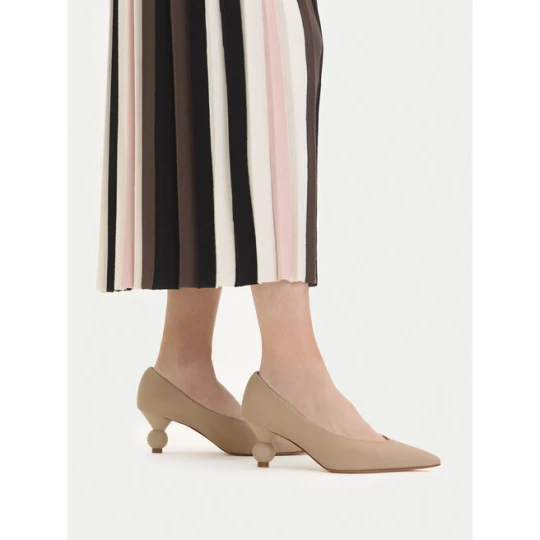 Zdjęcie produktu Czółenka Weekend Max Mara 2515521054600 Beżowy