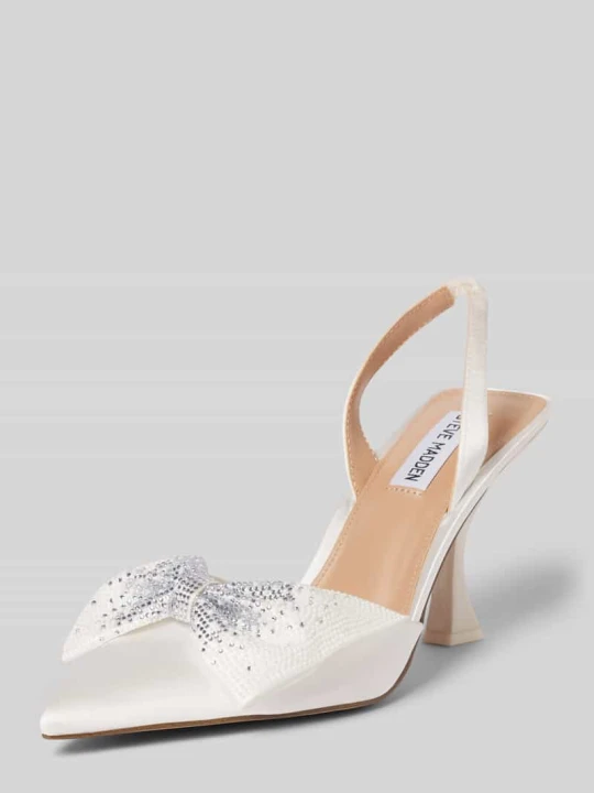 Zdjęcie produktu Czółenka z obszyciem kamieniami stras model ‘NITEOWL’ Steve Madden Złamany biały