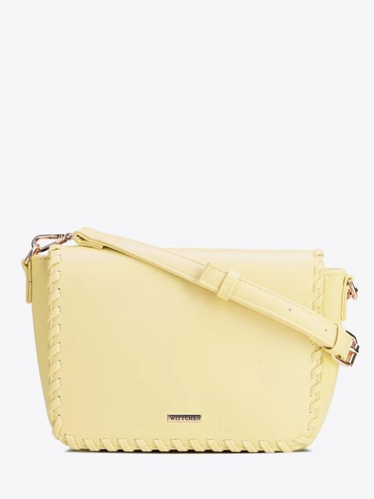 Zdjęcie produktu Damska crossbody z obszytą klapą żółta Wittchen