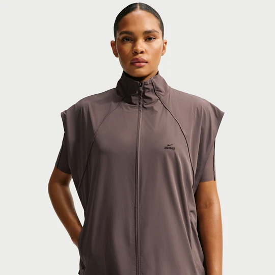 Zdjęcie produktu Damska kamizelka o kroju oversize NikeSKIMS Stretch Nylon - Brązowy