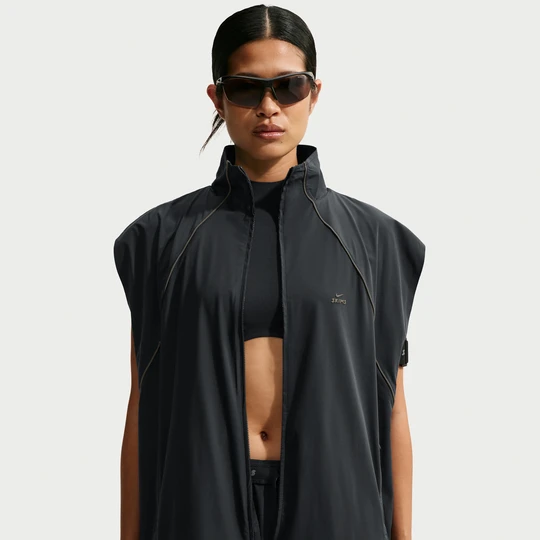 Zdjęcie produktu Damska kamizelka o kroju oversize NikeSKIMS Stretch Nylon - Czerń