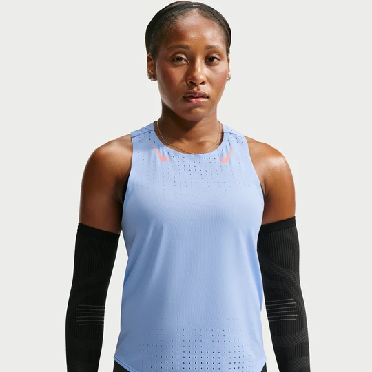 Zdjęcie produktu Damska koszulka bez rękawów do biegania Dri-FIT ADV Nike AeroSwift - Niebieski