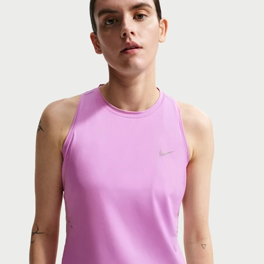 Zdjęcie produktu Damska koszulka bez rękawów do biegania Dri-FIT Nike Swift - Fiolet