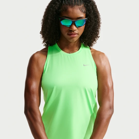 Zdjęcie produktu Damska koszulka bez rękawów do biegania Dri-FIT Nike Swift - Zieleń