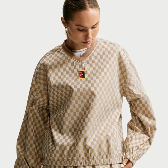 Zdjęcie produktu Damska koszulka do tenisa z długim rękawem o kroju oversize NikeCourt Court Collection - Brązowy