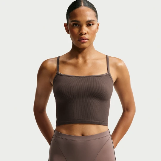 Zdjęcie produktu Damska koszulka na cienkich ramiączkach NikeSKIMS Ribbed Seamless - Brązowy