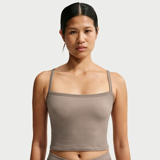 Zdjęcie produktu Damska koszulka na cienkich ramiączkach NikeSKIMS Ribbed Seamless - Brązowy