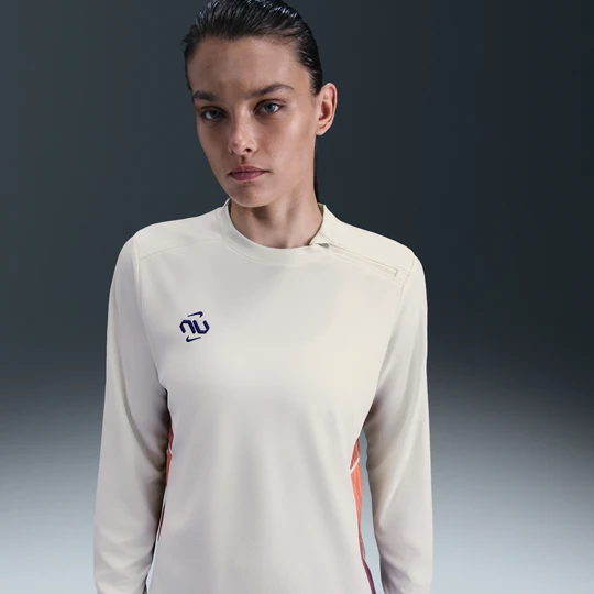 Zdjęcie produktu Damska koszulka piłkarska z półokrągłym dekoltem Dri-FIT Nike United Academy - Biel