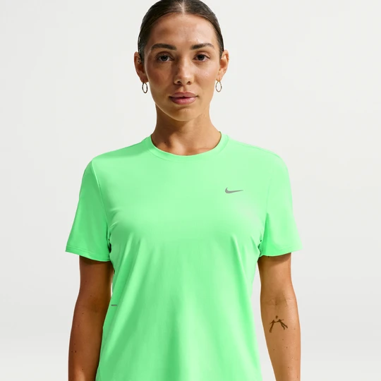 Zdjęcie produktu Damska koszulka z krótkim rękawem do biegania Dri-FIT Nike Swift - Zieleń
