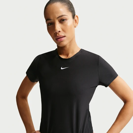 Zdjęcie produktu Damska koszulka z krótkim rękawem do tenisa Dri-FIT Nike Victory - Czerń
