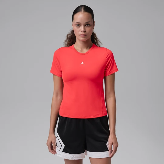 Zdjęcie produktu Damska koszulka z krótkim rękawem Dri-FIT Jordan Sport Essentials - Czerwony