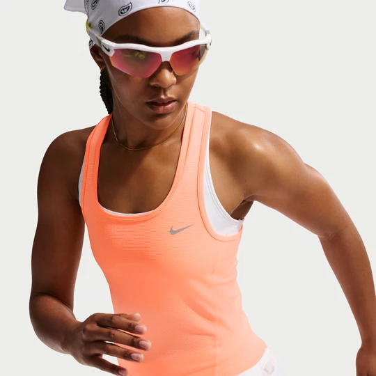 Zdjęcie produktu Damska koszulka z siateczki bez rękawów o skróconym kroju Dri-FIT Nike Tempo - Pomarańczowy