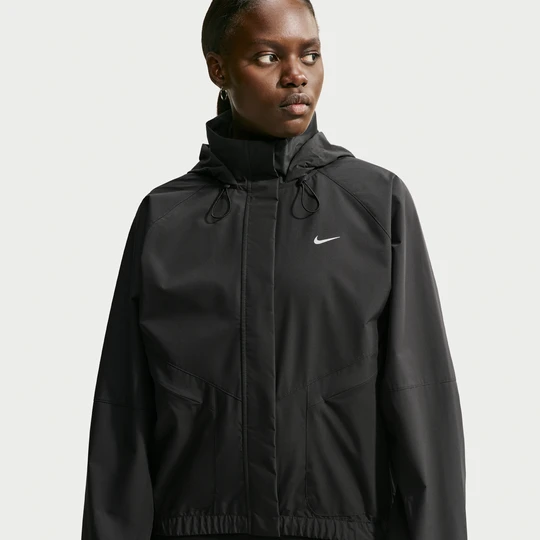 Zdjęcie produktu Damska kurtka do biegania Nike Storm-FIT Swift - Czerń