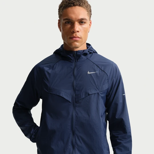 Zdjęcie produktu Damska kurtka do biegania z ochroną przed promieniowaniem UV Repel Nike Stride - Niebieski
