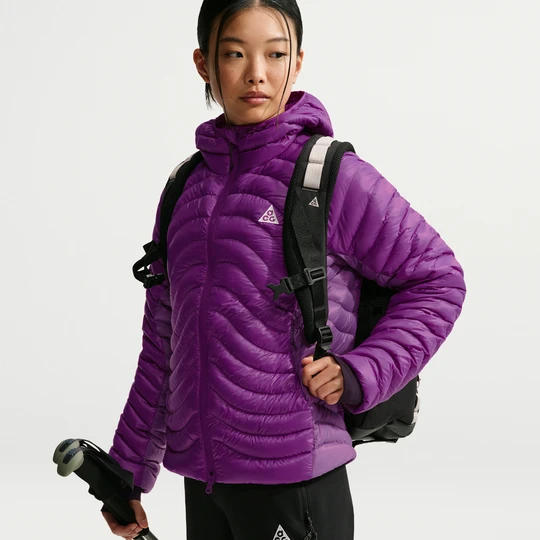 Zdjęcie produktu Damska kurtka puchowa Therma-FIT ADV ACG Lava Flow Ultralight - Fiolet Nike
