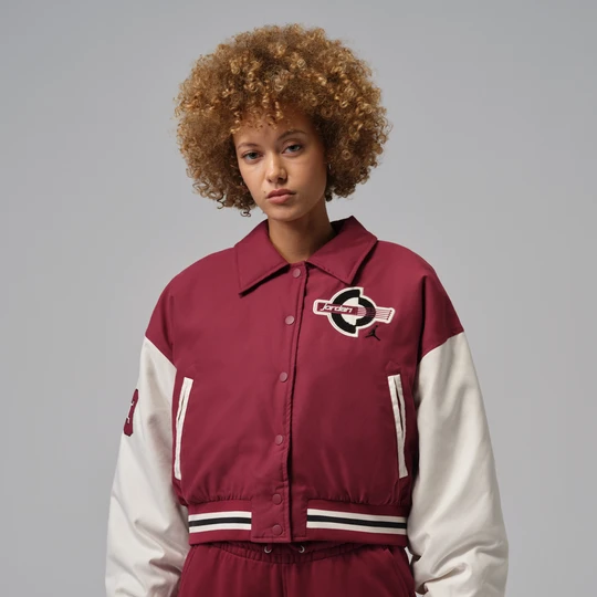 Zdjęcie produktu Damska kurtka sportowa Therma-FIT Jordan Brooklyn - Czerwony
