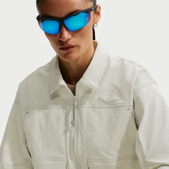 Zdjęcie produktu Damska kurtka z ochroną przed promieniowaniem UV Nike ACG „Smith Summit” - Zieleń