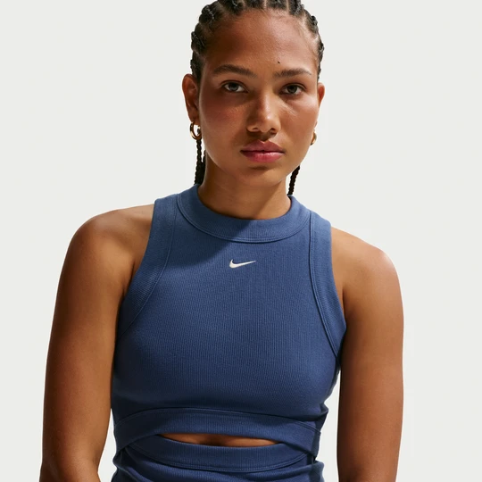 Zdjęcie produktu Damska przylegająca koszulka bez rękawów Nike Chill Knit - Niebieski