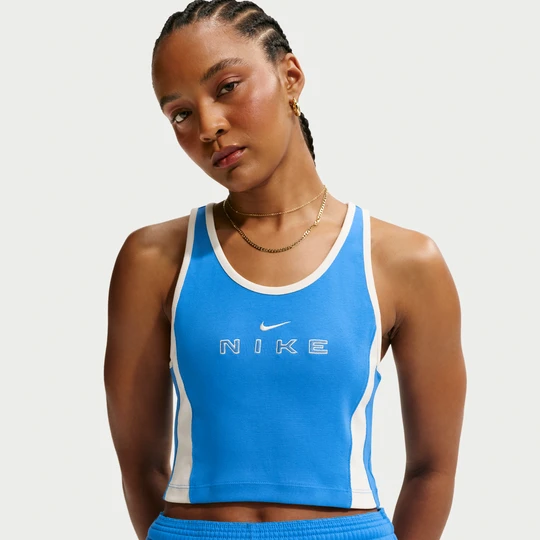 Zdjęcie produktu Damska przylegająca koszulka bez rękawów z grafiką Nike - Niebieski