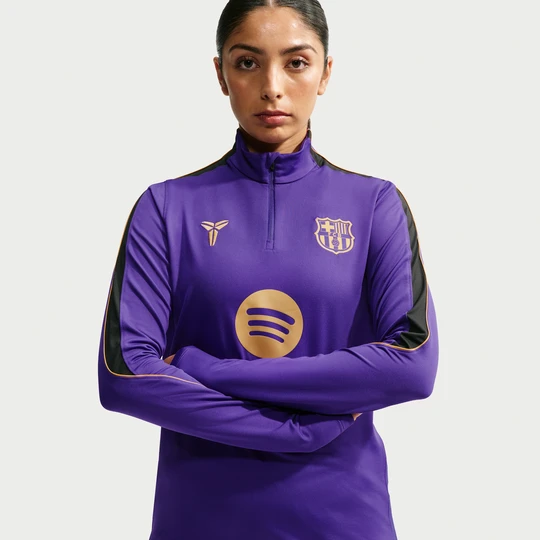 Zdjęcie produktu Damska treningowa koszulka piłkarska z dzianiny Kobe Dri-FIT FC Barcelona Strike (wersja wyjazdowa) - Fiolet Nike