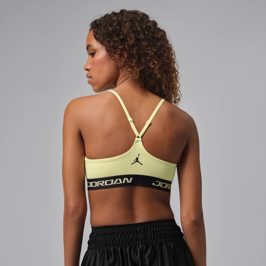 Zdjęcie produktu Damski regulowany stanik sportowy z wkładkami Jordan Sport Essentials - Zieleń