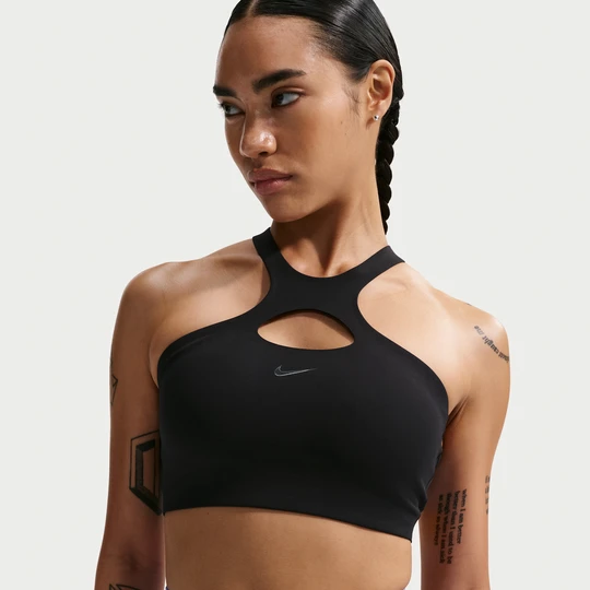 Zdjęcie produktu Damski stanik sportowy z wkładkami i średnim wsparciem Nike Universa - Czerń