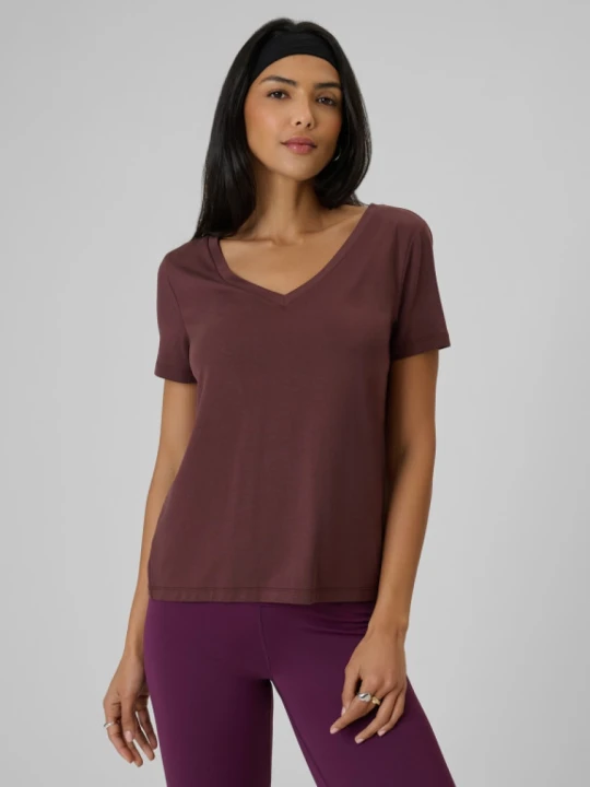 Zdjęcie produktu Damski t-shirt bez nadruku 4F 4FRSS26TTSHF3796 - brązowy