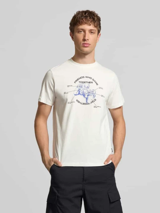 Zdjęcie produktu Damski t-shirt o kroju regular fit z nadrukiem z motywem Model 'Klements' Blend Złamany biały