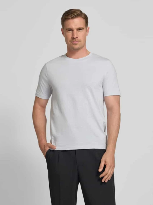 Zdjęcie produktu damski t-shirt o kroju regular fit z okrągłym dekoltem MCNEAL Jasnoniebieski