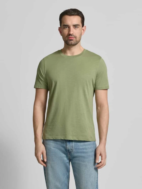 Zdjęcie produktu damski t-shirt o kroju regular fit z okrągłym dekoltem MCNEAL Limonkowy