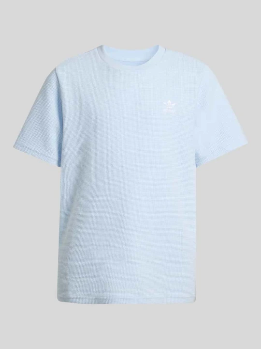 Zdjęcie produktu damski t-shirt o kroju regular fit z wyhaftowanym logo adidas Originals Błękitny