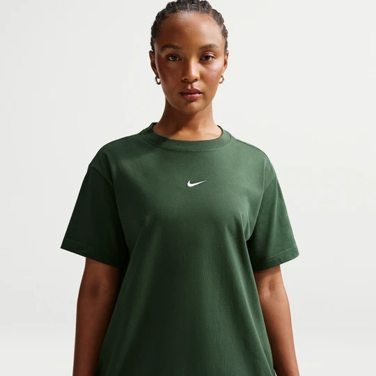 Zdjęcie produktu T-shirt damski oversize Nike Classic - Zieleń