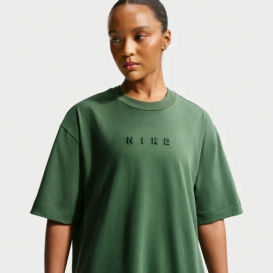 Zdjęcie produktu Damski T-shirt z krótkim rękawem o kroju oversize Nike - Zieleń