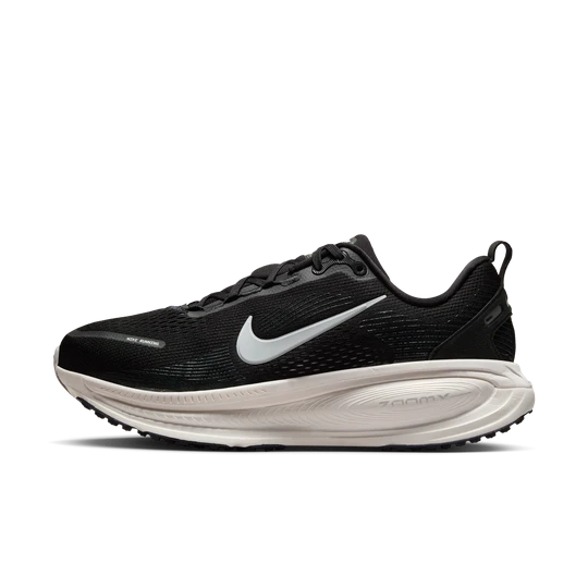 Zdjęcie produktu Damskie buty do biegania po asfalcie Nike Vomero 18 (szerokie) - Czerń