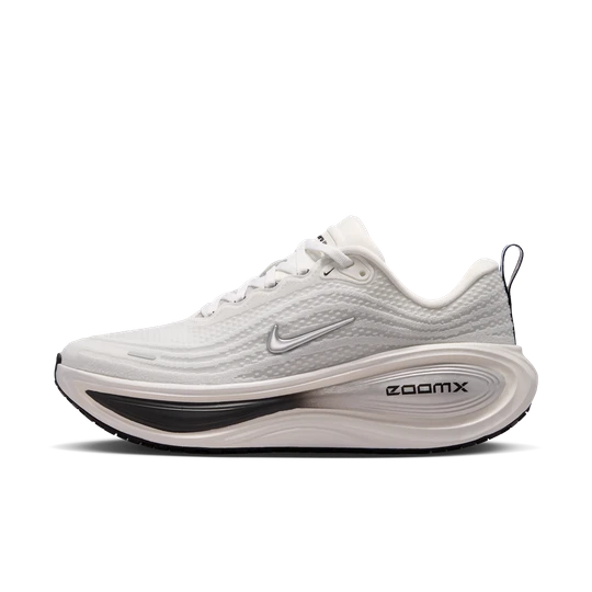 Zdjęcie produktu Damskie buty do biegania po asfalcie Nike Vomero Plus - Biel
