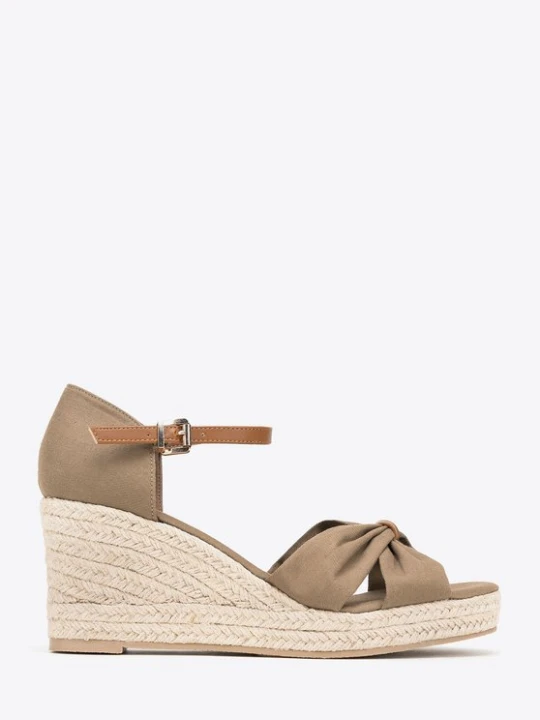 Zdjęcie produktu Damskie espadryle z kokardą z przodu khaki Wittchen